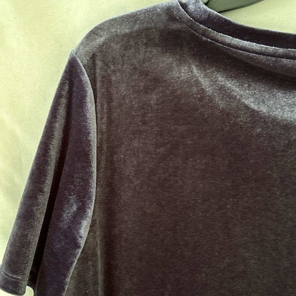 Old Navy Women’s Medium Dark Blue Velour Short Sleeve Top Shirt minimalist glam - Picture 11 of 14